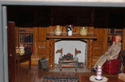 The Manor Hall Dollhouse has Guests!